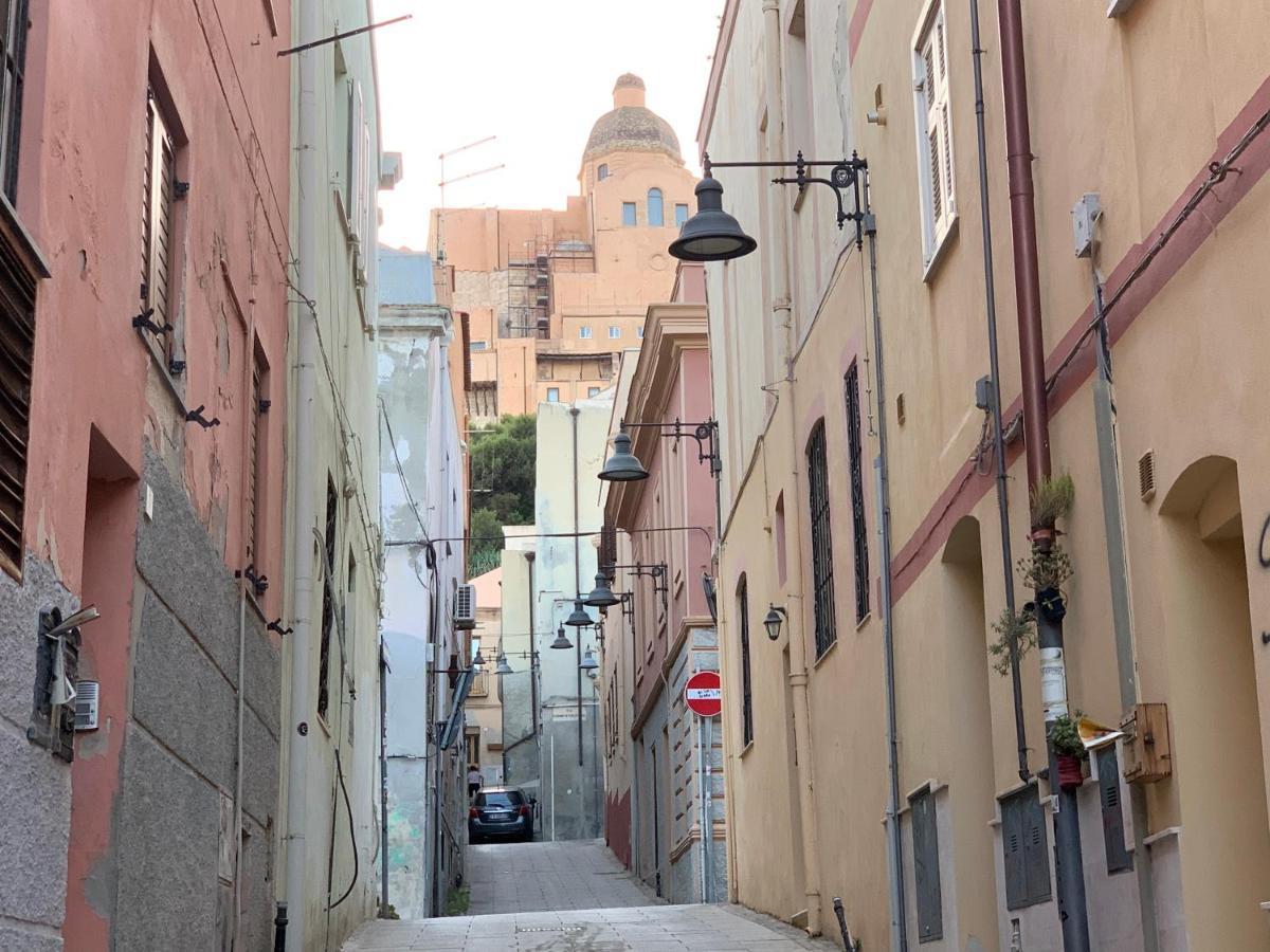 La Casa Di Ale Nel Centro Storico Di Cagliari Lejlighed Eksteriør billede